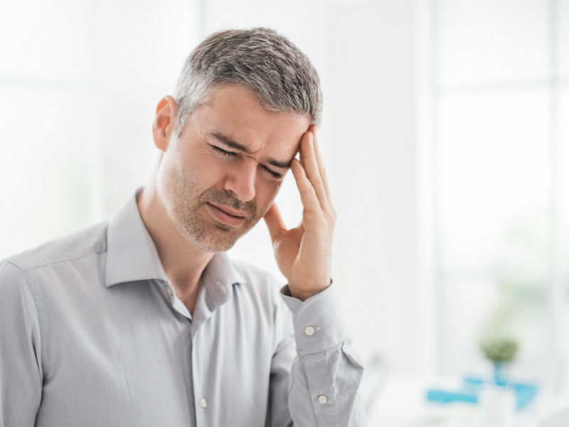 Des aiguilles dans les pieds mais que le mal est dans ma tête ? Voyez-vous, M. l'acupuncteur, j'ai des maux de tête, pas des maux de pieds!